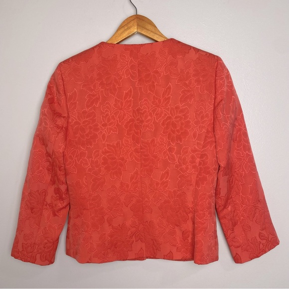 Josephine Floral Jacquard Round Neck Blazer - Picture 5 of 6